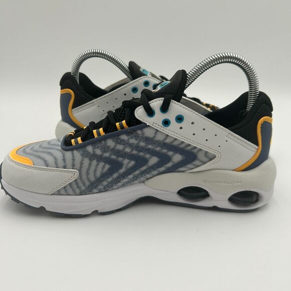 Big Kid's Nike Air Max TW Summit White/Blue Lightning Shoes Size 6Y - Picture 6 of 10